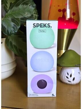 NIB Speks Original Gump Memory Stress Ball - Cool - Set of 3